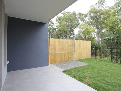 126 Cooper Crescent, Rochedale