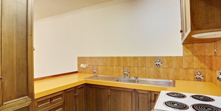 2 / 68 Kirkland, Euroa