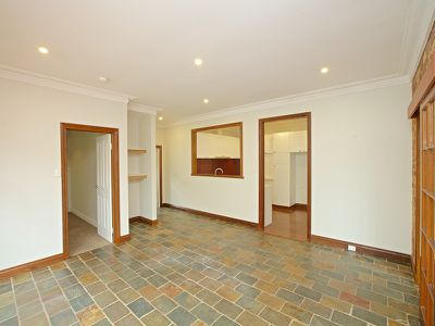 39 Ada Street, Watermans Bay