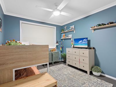 44 Cottesloe Circuit, Red Head