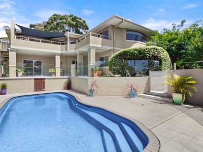 18 Davies Street, Mollymook
