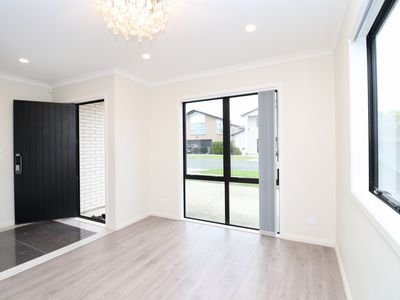 4 Piringa Street, Flat Bush