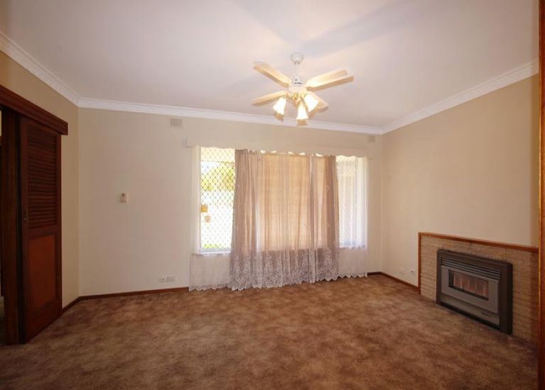 4 Laffers Crescent, Reynella