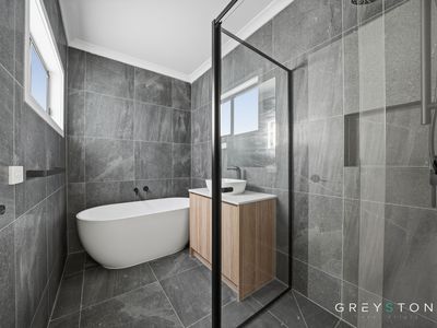 26 Pine Cone Walk, Fraser Rise