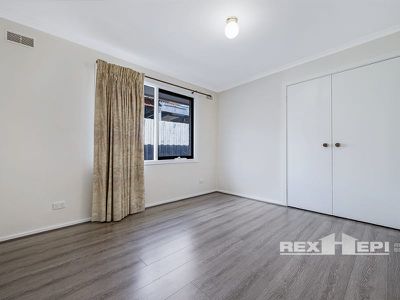 30 Millswyn Avenue, Hampton Park