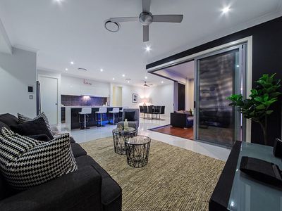 16 Foxwood Circuit, Wakerley