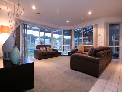 1 Alexandra Cres, Rye