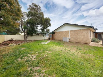 369 LAWRENCE STREET, Wodonga