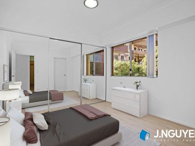 5 / 8-10 Lachlan Street, Liverpool