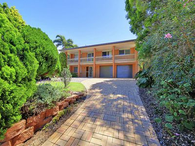 10 Iluka Street, Manly West