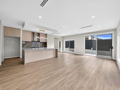 20 Kutjera Street, Manor Lakes