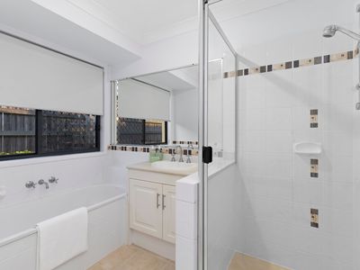 99 Gordon Crescent, Wakerley