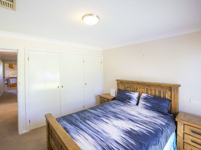 8 Currawong Road, Dubbo