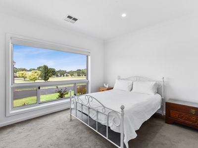 5 Emerald Drive, Mount Gambier