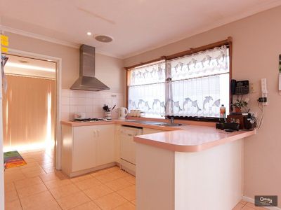 21 Mollisons Hill, Hampton Park
