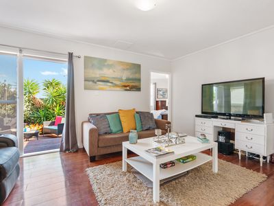 3 / 14 Orchid Place, Te Atatu South