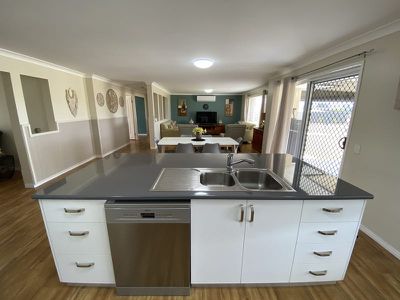 41-43 Rosella Parade, Kingaroy