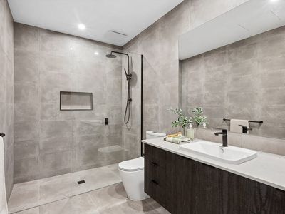 1 / 5 Balmoral Crescent, Rippleside