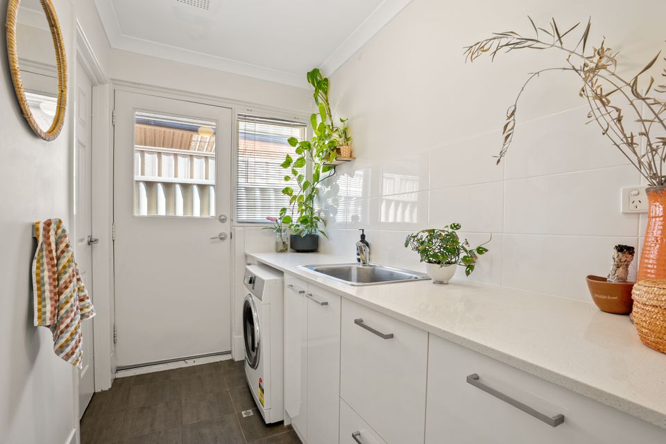 2 Anzio Court , Secret Harbour