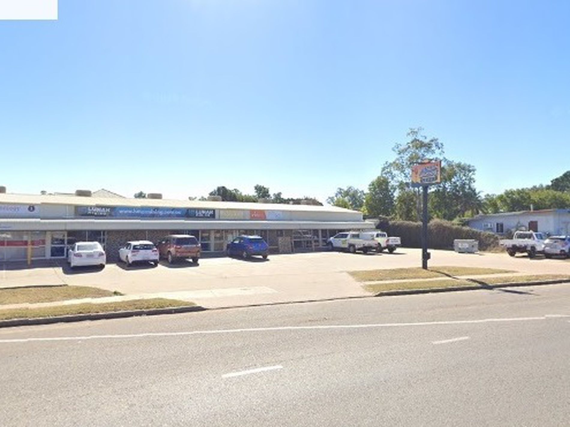 10 Short Street, Emerald