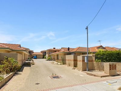 7 / 16 Park Street, Tuart Hill