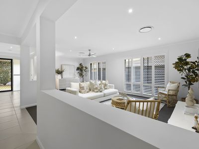 9 Feathertail Place, Wakerley