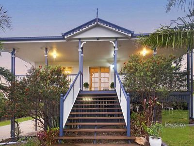 8 Blue Gum Place, Douglas