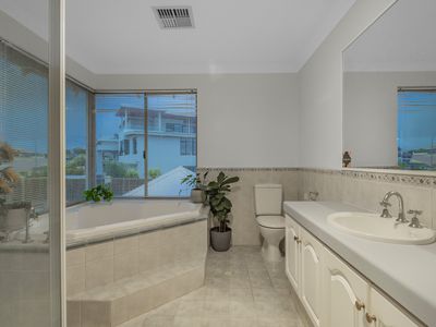 3 Trieste Court, Mindarie