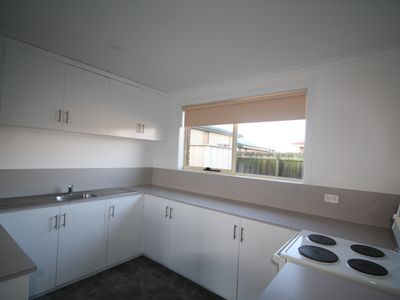 3 / 5 Church Street, Wynyard