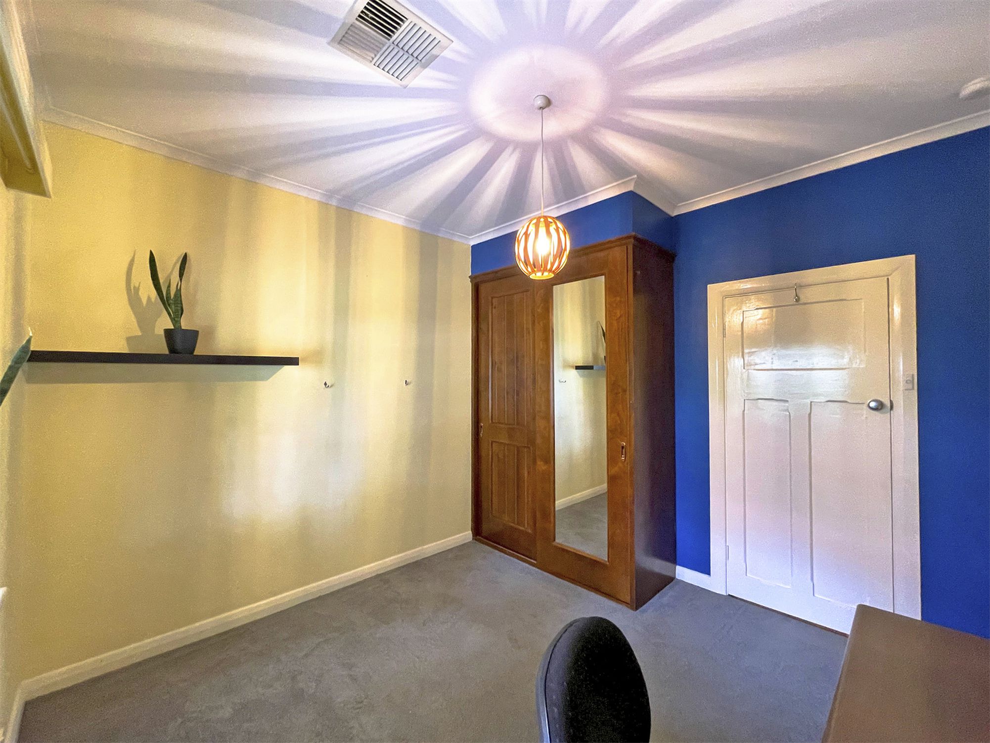 1 Wheaton Road, Plympton