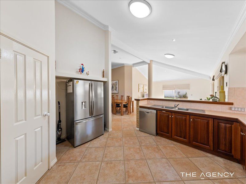 15 Lupin Way, Coogee