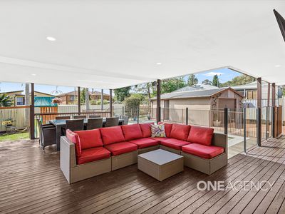 2 Cullen Street, Oak Flats