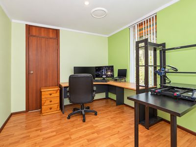 38 Carradine Road, Mount Nasura