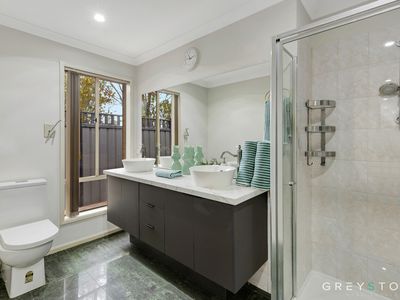 8 Brodie Mews, Derrimut