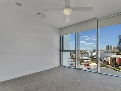 911 / 348 Water Street, Fortitude Valley