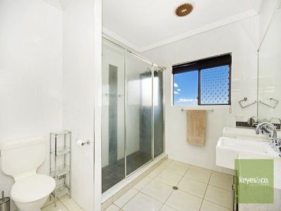 66 Sheerwater Parade, Douglas