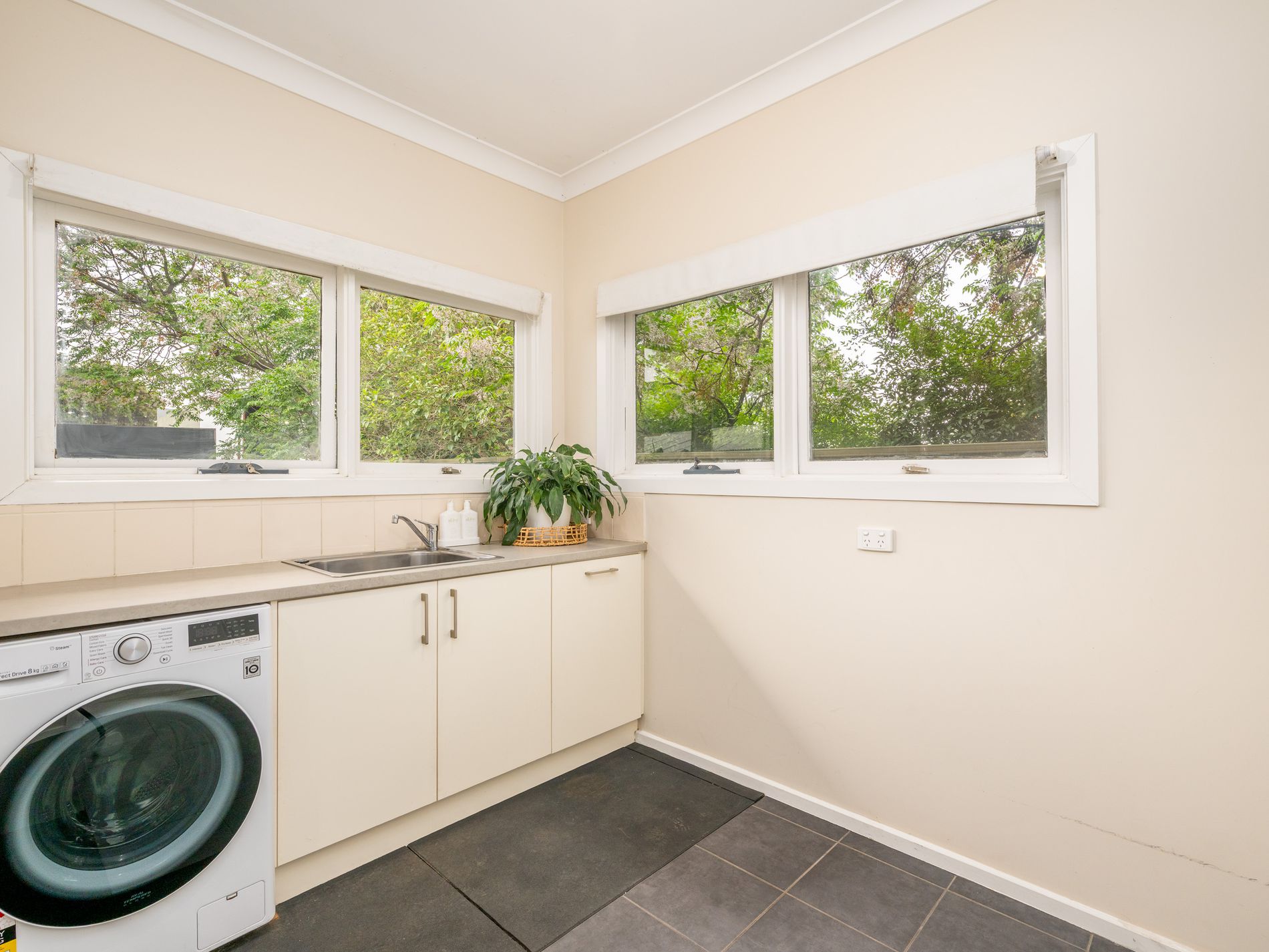 17 Maxwell Street, Shepparton