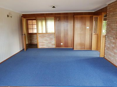 5 Esplanade, Middleton