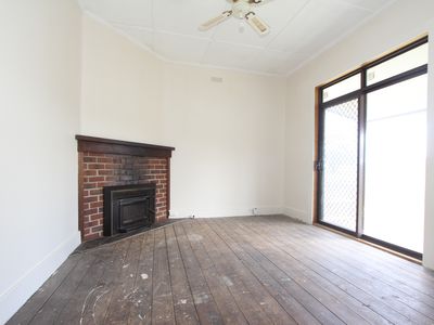 92 Rayma Road, Moormbool West