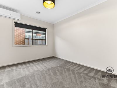 40 Ferrari Drive, Cranbourne East