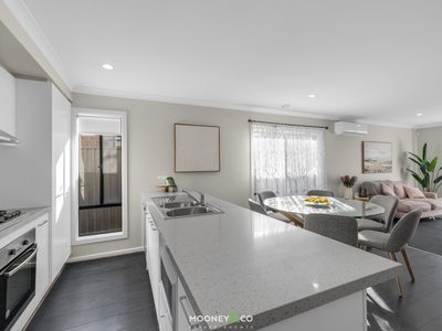 30  Jupiter Crescent, Cranbourne West