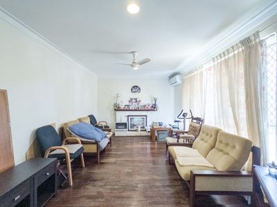 8 Parklands Square, Riverton