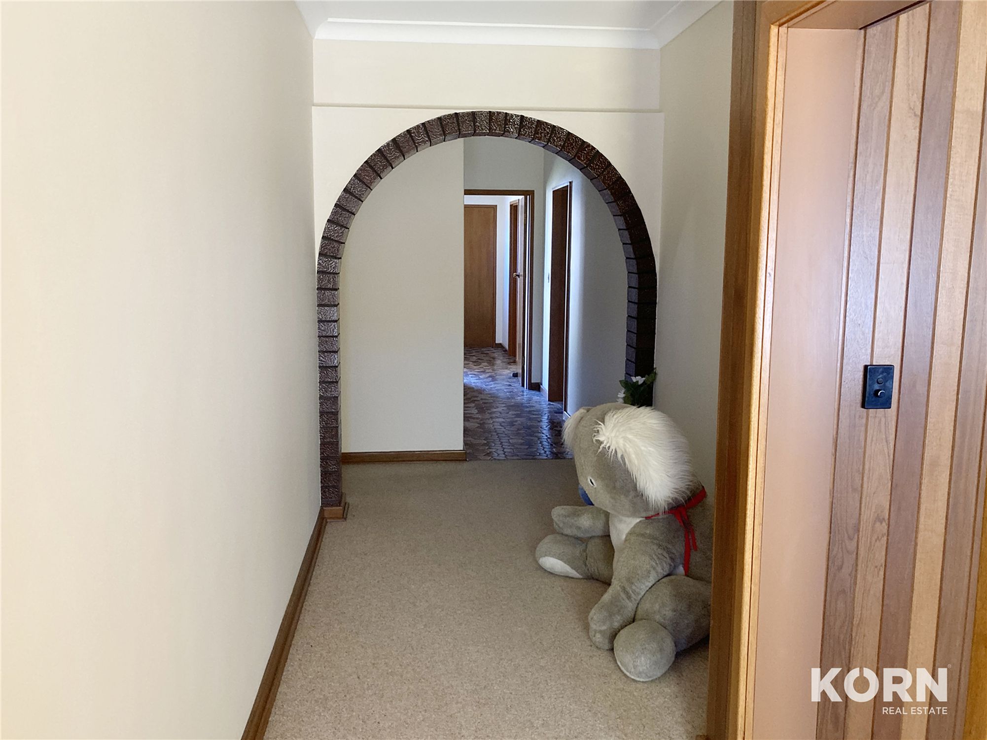 8 Kevin Road, Modbury
