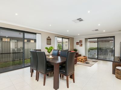 20 Hearst Link, Piara Waters