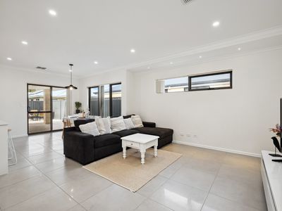 56 Hickman Drive, Piara Waters