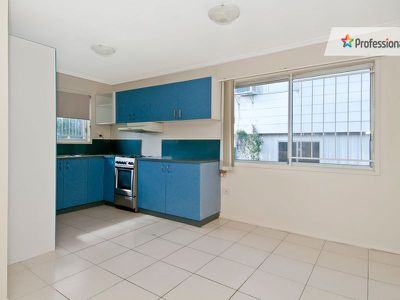 37 / Southgate Drive, Woodridge