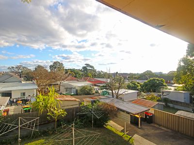 9 / 49 Dennis Street, Lakemba