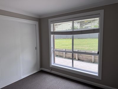 1 The Bounty, Manyana