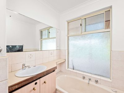 90 Inverness Circle, Camillo