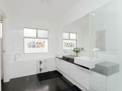 9 Cambridge Prom, Canning Vale